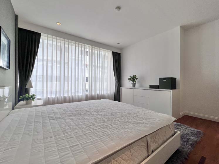 Condominium in Ploenchit 